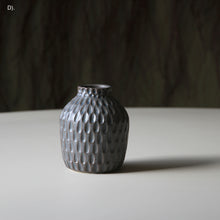 Vases, Small assorted