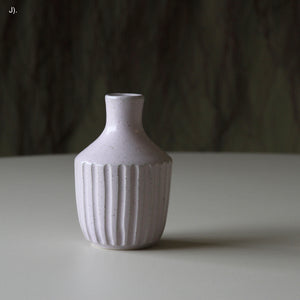 Vases, Small assorted
