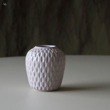 Vases, Small assorted