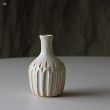 Vases, Small assorted