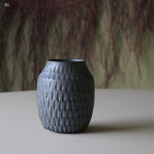 Vases, Large assorted