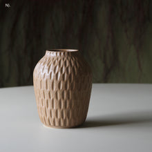 Vases, Large assorted