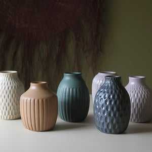 Vases, Large assorted