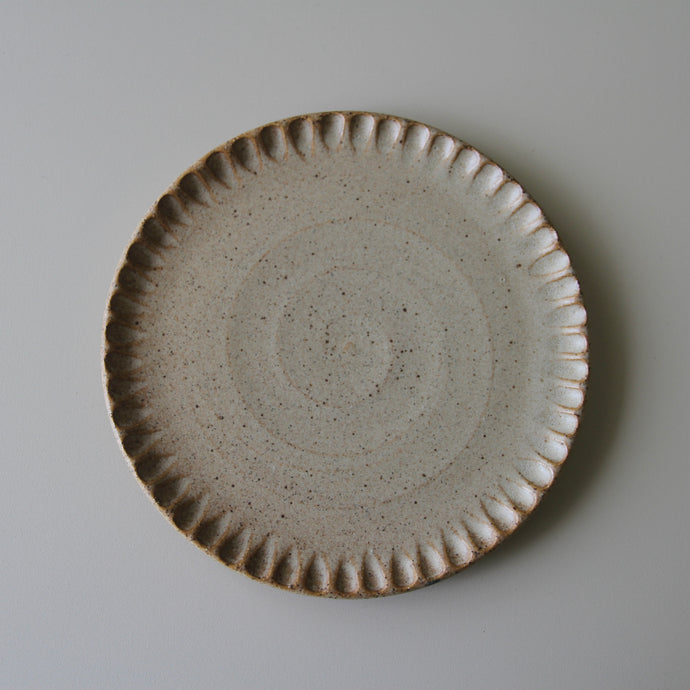 Side Plate Fluted Sandstone